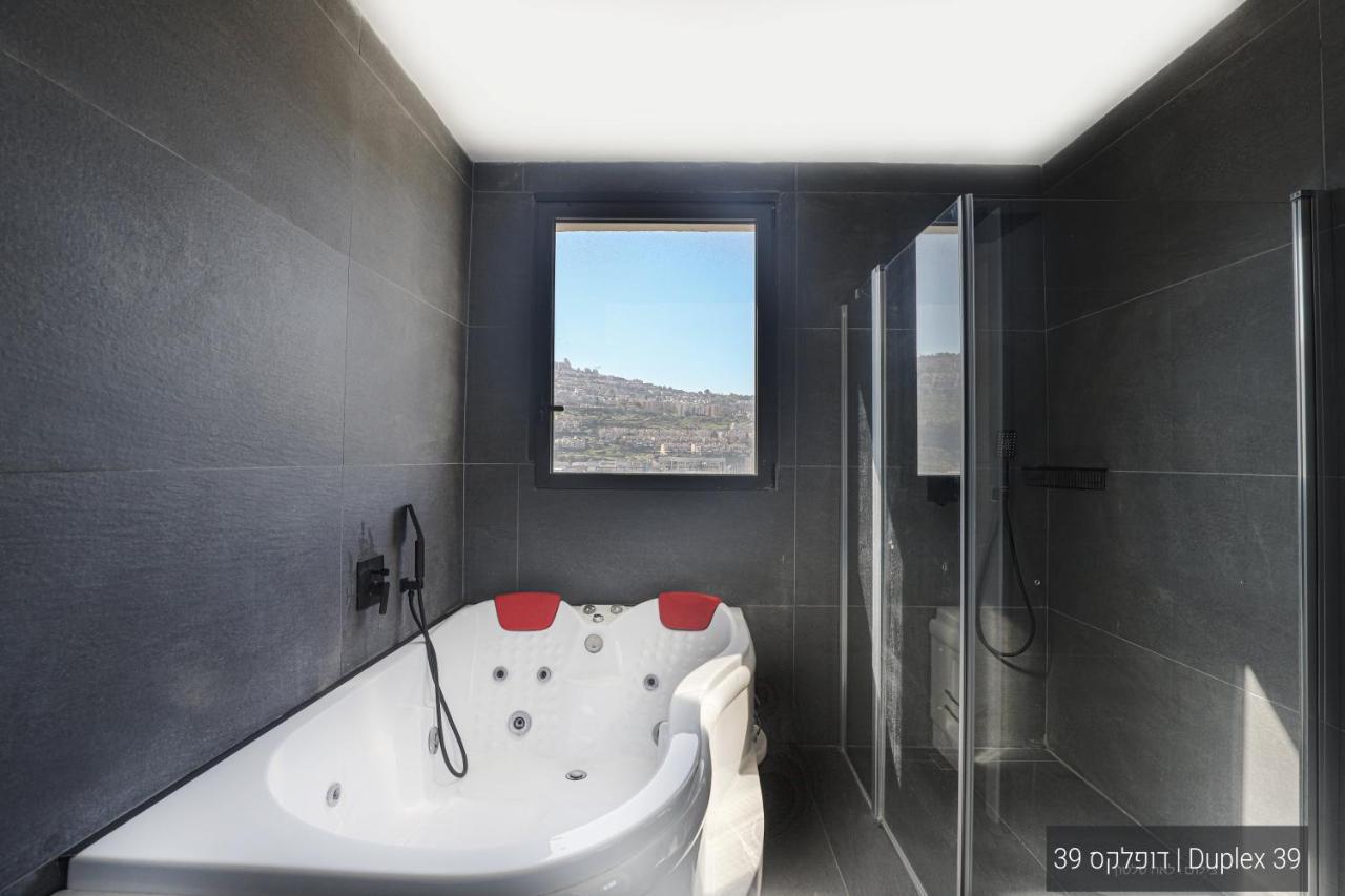 Yalarent La Mera- Suits Hotel With Sea Of Galilee Views 티베리아 외부 사진